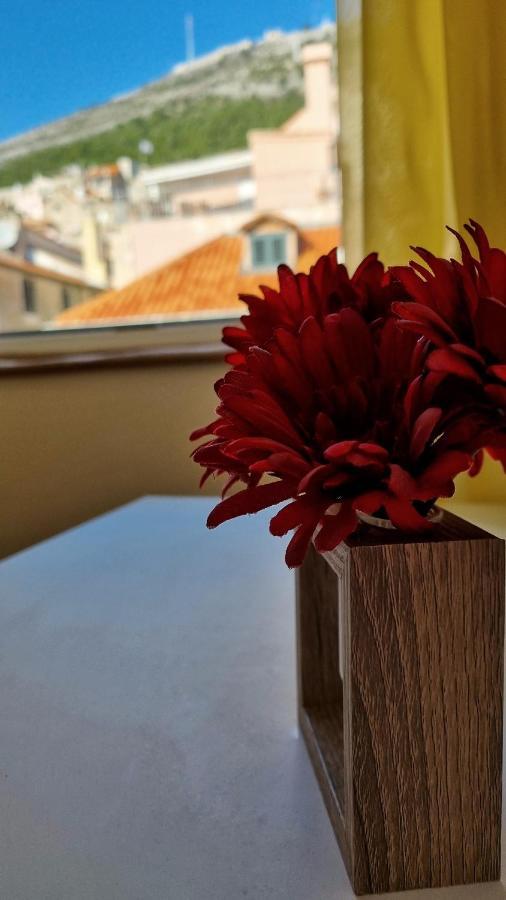Apartment Stradun In The Heart Of Old City ดูบรอฟนิก ภายนอก รูปภาพ