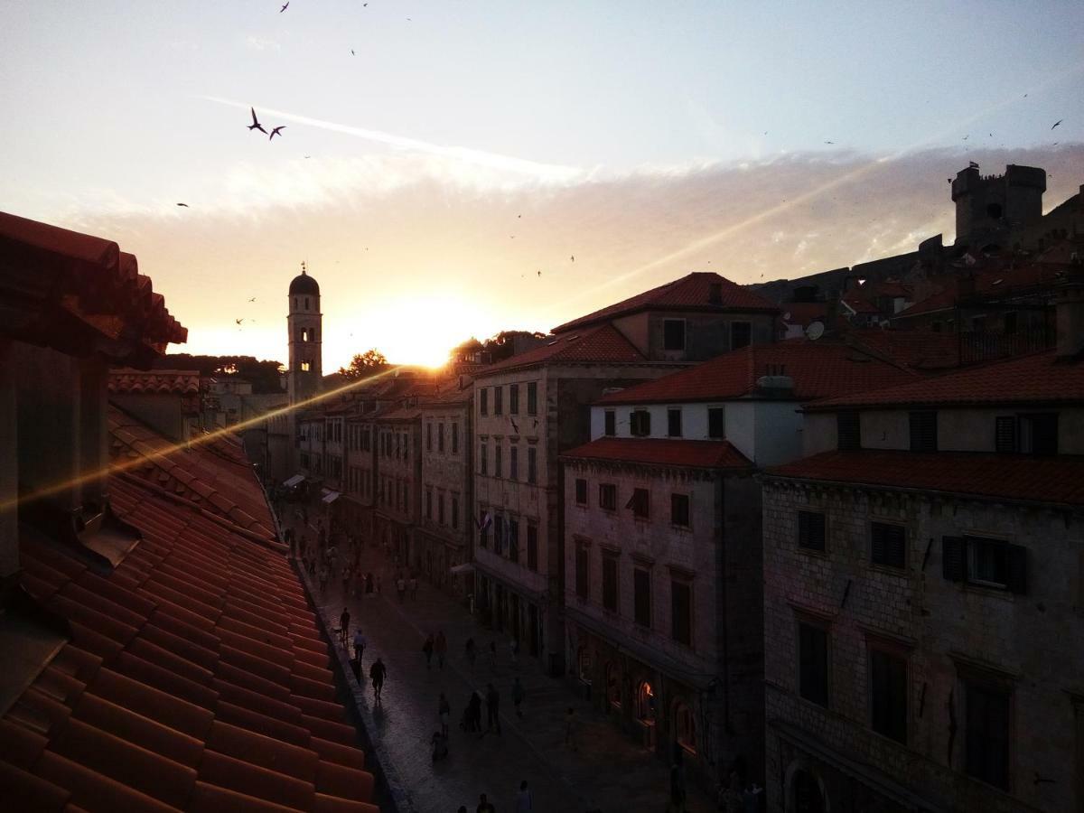 Apartment Stradun In The Heart Of Old City ดูบรอฟนิก ภายนอก รูปภาพ